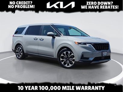 Certified 2024 Kia Carnival EX