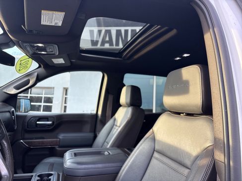 Certified 2021 GMC Sierra 1500 Denali w/ Driver Alert Package II image 15