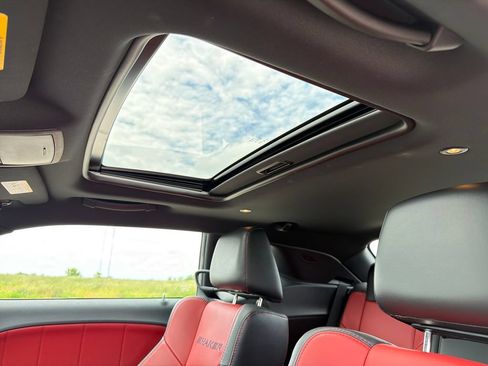Used 2015 Dodge Challenger R/T Plus RWD image 3