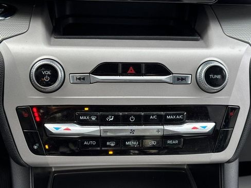 Used 2023 Ford Explorer XLT w/ Equipment Group 202A image 26