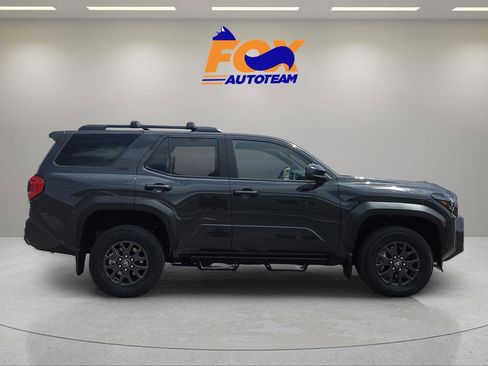 New 2026 Toyota 4Runner SR5 image 5