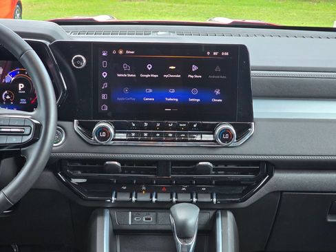 Used 2026 Chevrolet Colorado LT RWD image 17