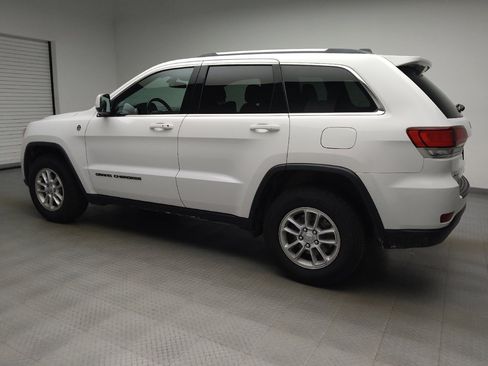 Used 2020 Jeep Grand Cherokee Laredo AWD/4WD image 3