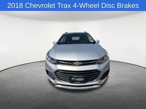 Used 2018 Chevrolet Trax LT w/ LT Convenience Package AWD/4WD image 16