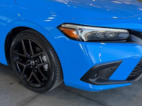 Used 2023 Honda Civic Sport Touring image 8
