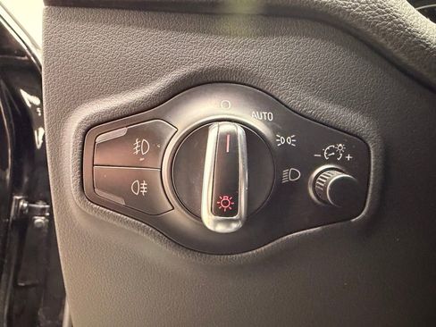 Used 2015 Audi Q5 TDI Premium Plus image 18