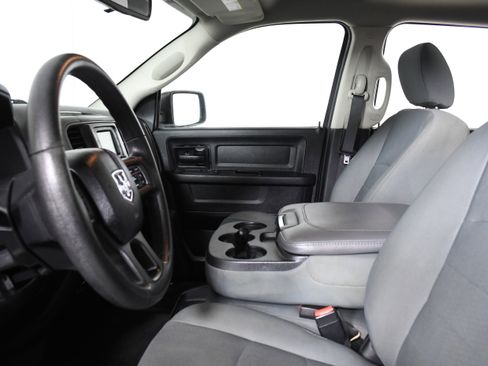 Used 2016 RAM 1500 Express image 18