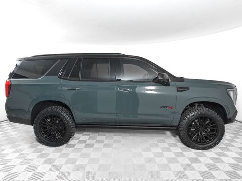 Used 2026 GMC Yukon AT4 Ultimate w/ LPO, Illumination Package AWD/4WD image 5
