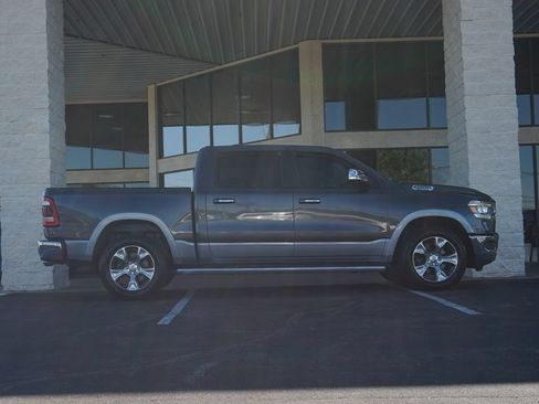Used 2019 RAM 1500 Laramie RWD image 2