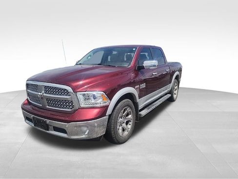 Used 2016 RAM 1500 Laramie w/ Convenience Group AWD/4WD image 5