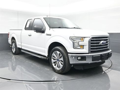 Used 2015 Ford F150 XLT w/ Equipment Group 301A Mid image 1