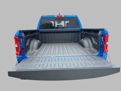 New 2026 RAM 1500 Big Horn AWD/4WD image 5