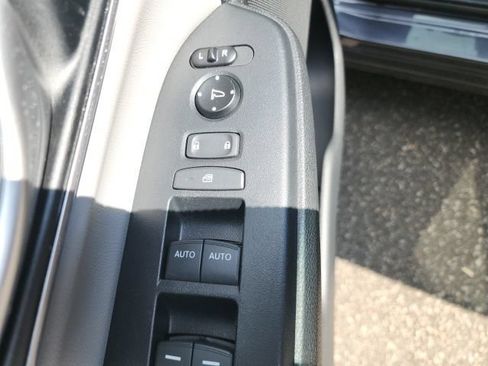 Used 2017 Honda CR-V EX-L image 12