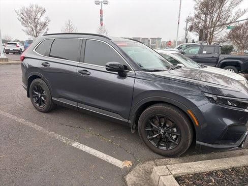 Used 2025 Honda CR-V Sport image 2