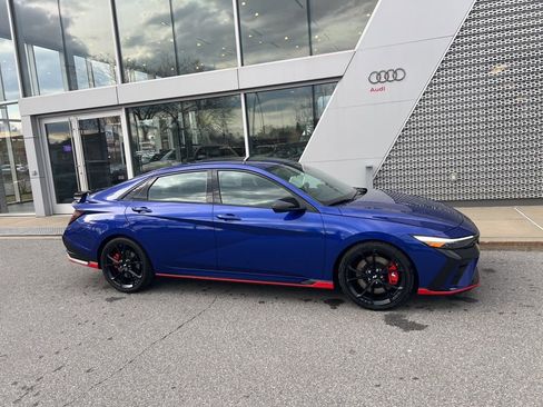 Used 2025 Hyundai Elantra N image 12