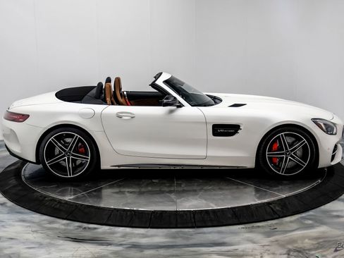 Used 2018 Mercedes-Benz AMG GT C image 26