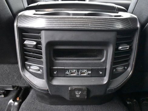 Used 2020 RAM 2500 Limited image 27