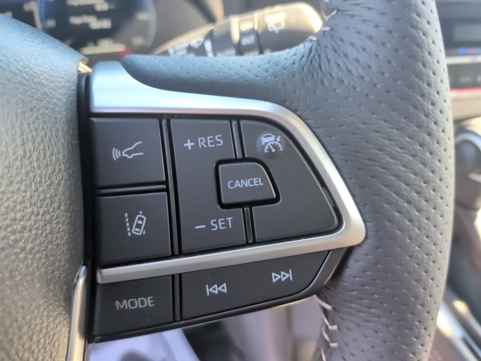 New 2026 Toyota Sienna Platinum AWD/4WD image 17