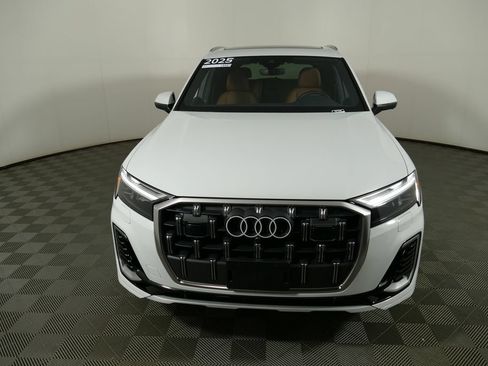 Certified 2026 Audi Q7 3.0T Premium Plus w/ Premium Plus Package AWD/4WD image 2