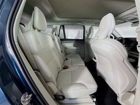 New 2026 Volvo XC90 T8 Ultra w/ Protection Package Premier image 30