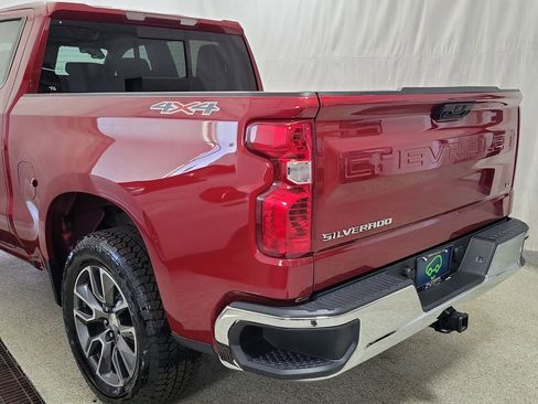 Certified 2022 Chevrolet Silverado 1500 LT w/ All Star Edition Plus image 6