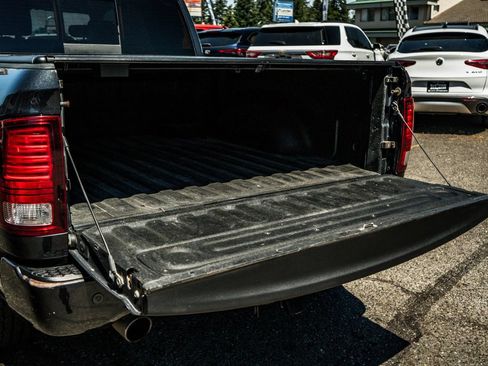Used 2018 RAM 1500 Sport w/ Sport Premium Group AWD/4WD image 18
