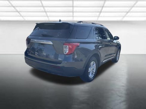 Used 2020 Ford Explorer XLT w/ Comfort Package AWD/4WD image 4