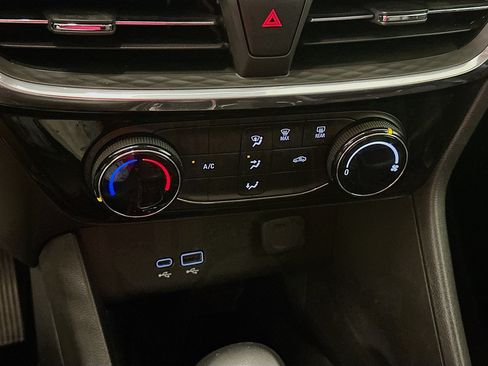 Used 2024 Buick Encore GX Sport Touring AWD/4WD image 23