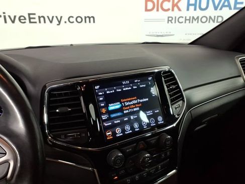 Used 2021 Jeep Grand Cherokee Limited AWD/4WD image 25