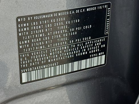 Used 2019 Volkswagen Tiguan SE image 12