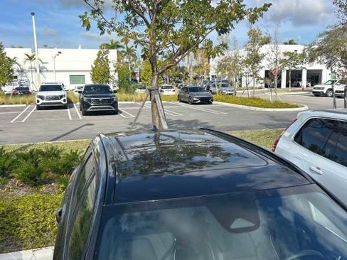 Used 2024 Volvo XC60 T8 Ultimate w/ Protection Package Premier image 3