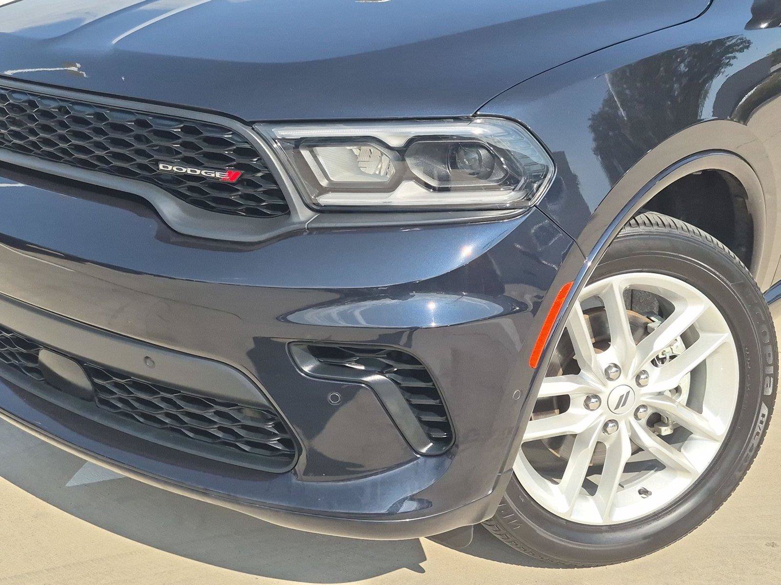 Used 2025 Dodge Durango GT AWD/4WD image 7