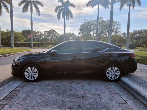Used 2024 Nissan Sentra S FWD image 4