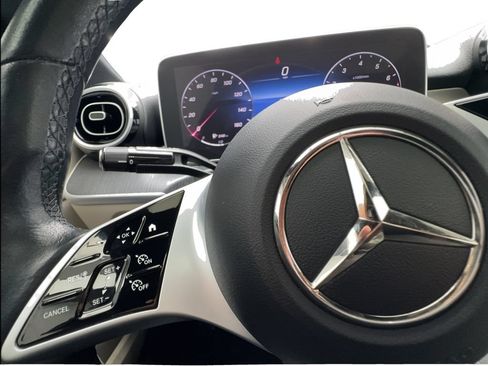Used 2022 Mercedes-Benz C 300 Sedan image 40