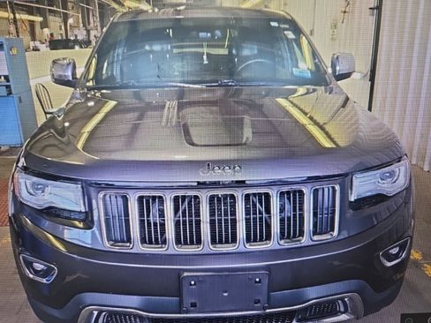 Used 2015 Jeep Grand Cherokee Limited w/ Luxury Group II image 6