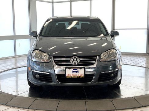 Used 2006 Volkswagen Jetta 2.0T FWD image 2