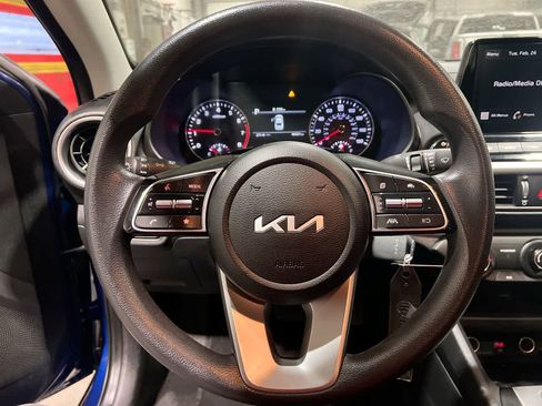 Certified 2023 Kia Forte LXS image 14