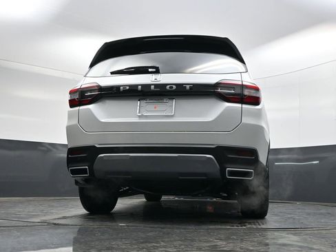 New 2026 Honda Pilot EX-L image 32