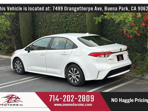 Used 2022 Toyota Corolla LE image 9