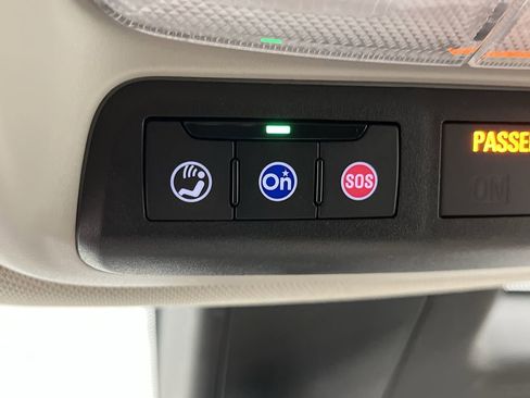 Used 2023 Buick Encore GX Essence w/ Experience Buick Package AWD/4WD image 31