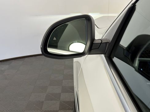 Used 2023 BMW X7 xDrive40i w/ Premium Package image 18