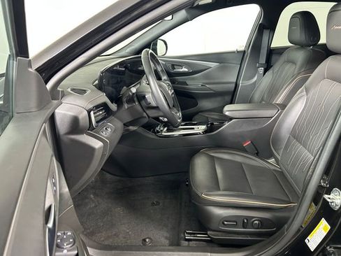 Used 2024 Buick Envista Avenir image 12