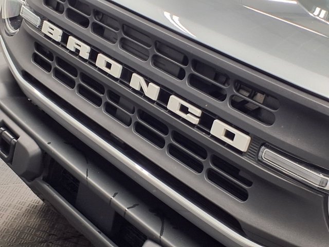 Used 2023 Ford Bronco Black Diamond AWD/4WD image 35
