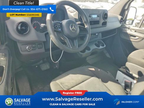 Used 2021 Mercedes-Benz Sprinter 2500 image 11