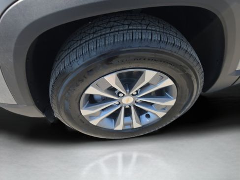 Used 2026 Chevrolet Equinox LT w/ Safety and Technology Package FWD image 31