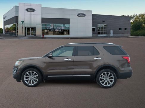 Used 2016 Ford Explorer Limited image 7