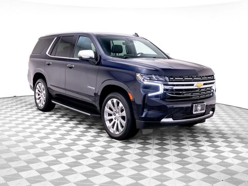 Used 2021 Chevrolet Tahoe Premier w/ Premium Package AWD/4WD image 7
