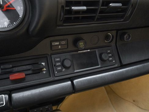 Used 1987 Porsche 911 Carrera image 11