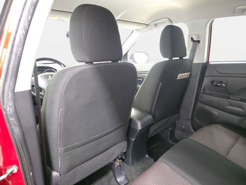 Used 2017 Mitsubishi Outlander Sport LE FWD image 12