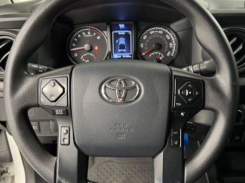Used 2020 Toyota Tacoma SR AWD/4WD image 23